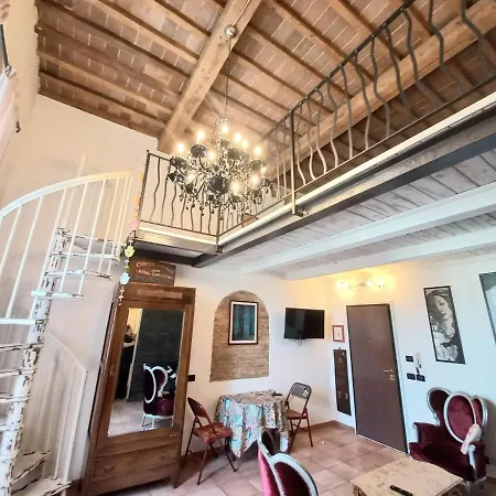 Bed and breakfast L'ora Delle Streghe Centralissimo