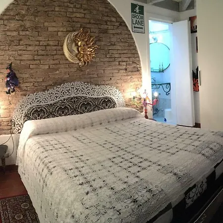 Oda ve Kahvaltı L'ora Delle Streghe Centralissimo